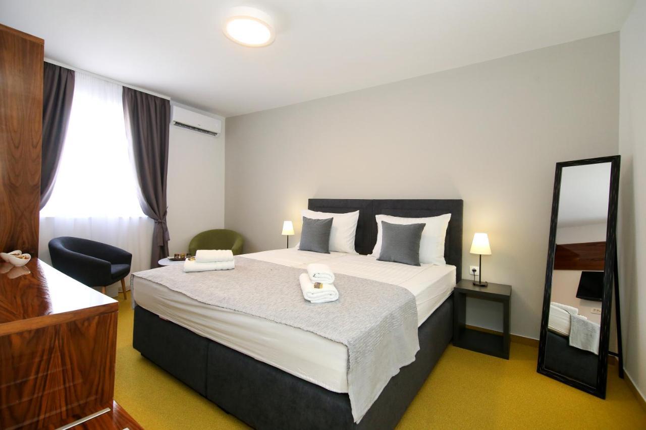 Apartments Dado Спліт Екстер'єр фото