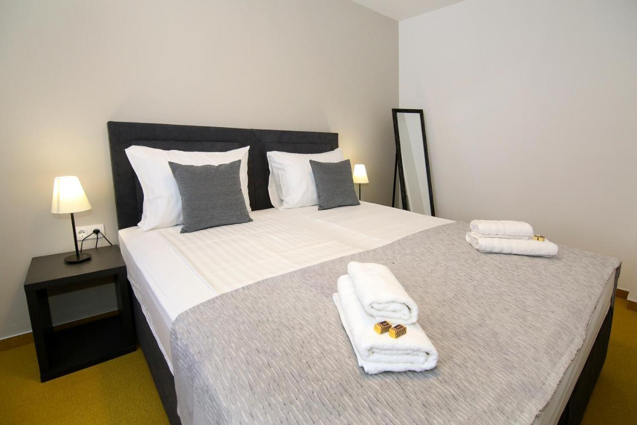 Apartments Dado Спліт Екстер'єр фото