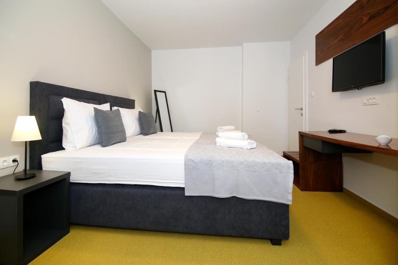 Apartments Dado Спліт Екстер'єр фото